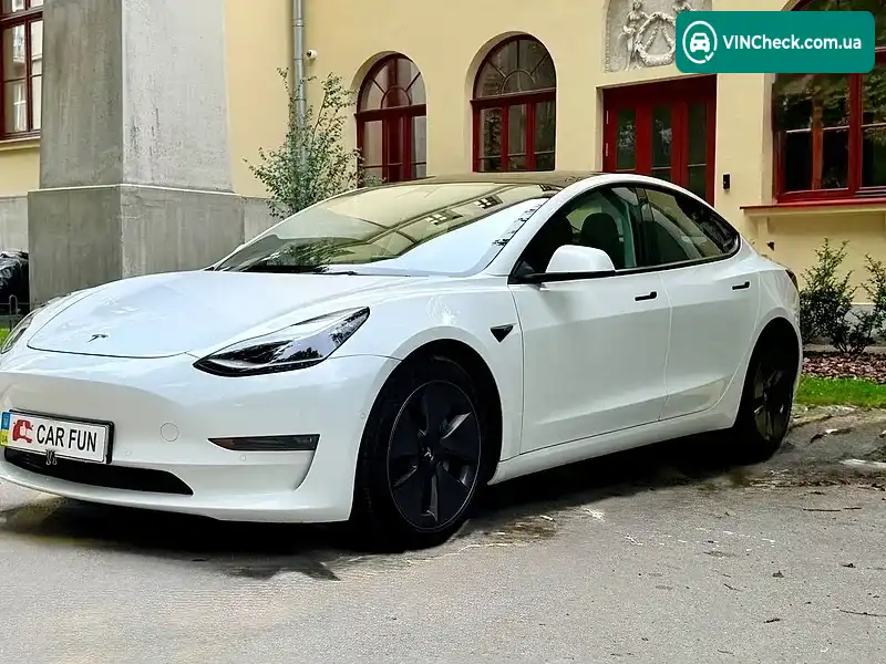 Tesla Model 3 2022, фото з оголошення 1 з 13, VIN 5YJ3E1EB2NF341407