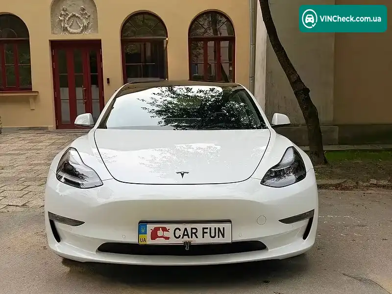 Tesla Model 3 2022, фото з оголошення 2 з 13, VIN 5YJ3E1EB2NF341407