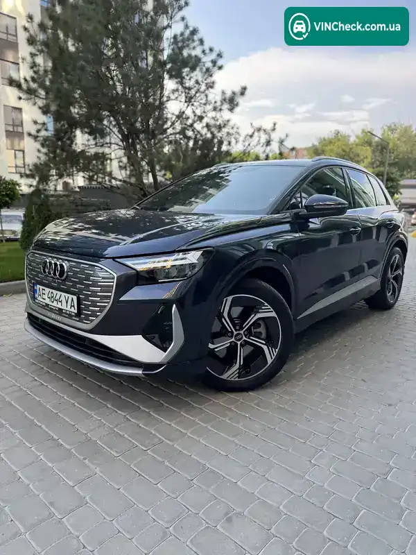 Audi Q4 e-tron 2023, фото з оголошення 1 з 20, VIN LFVVB9G33P5231176