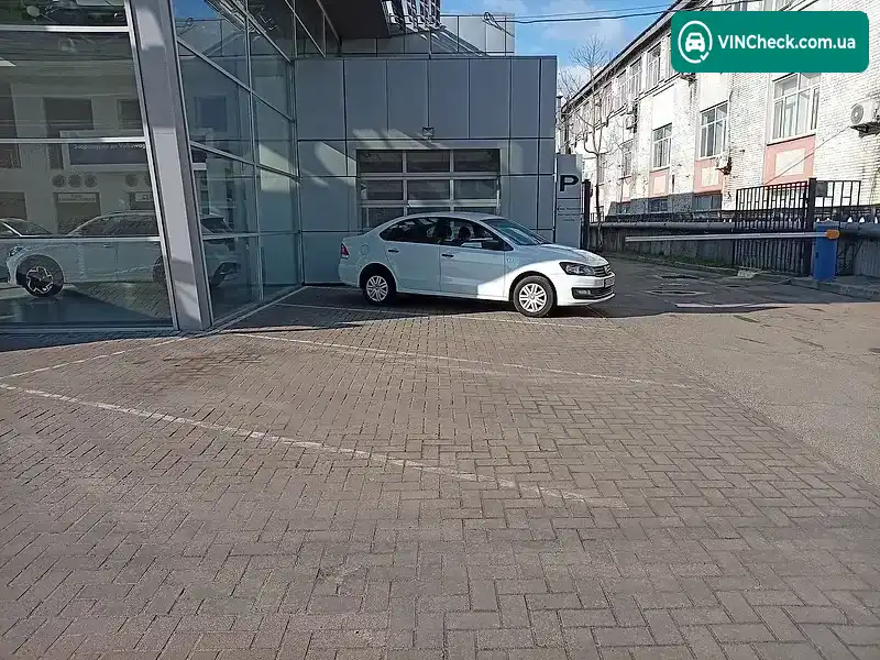 Volkswagen Polo 2018, фото з оголошення 2 з 6, VIN XW8ZZZ61ZJG066579