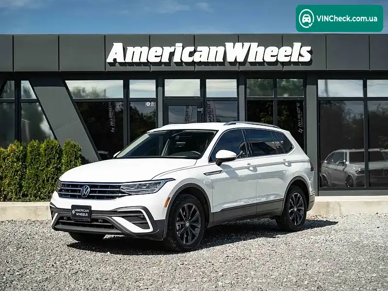 Volkswagen Tiguan 2023, фото з оголошення 1 з 20, VIN 3VV3B7AX6RM062914