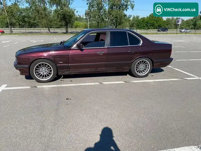 BMW 5 Series 1993, фото з оголошення 2 з 20, VIN WBAHE11010GE14873