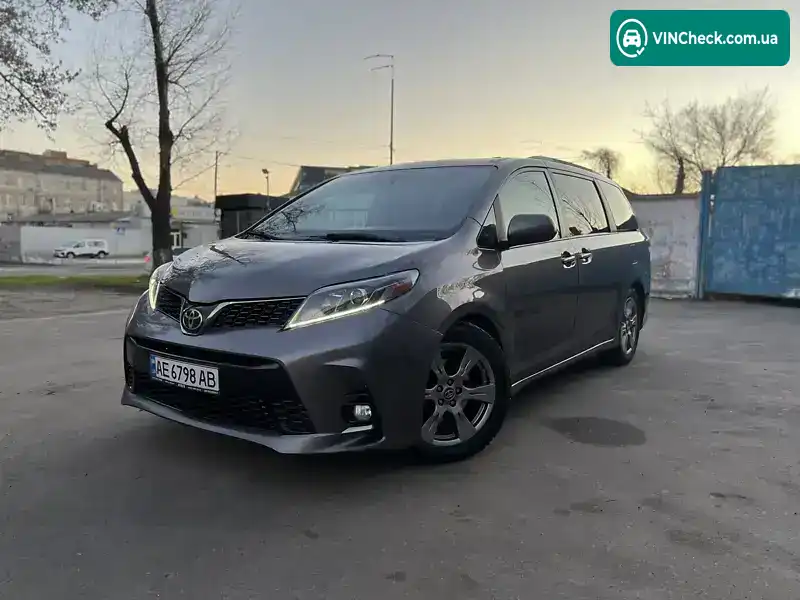 Toyota Sienna 2018, фото з оголошення 1 з 21, VIN 5TDXZ3DC8JS920497