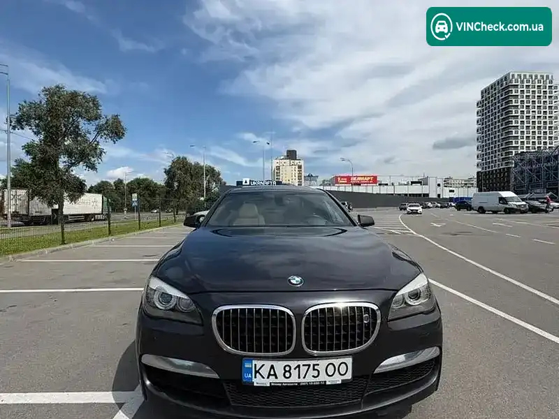 BMW 7 Series 2010, фото з оголошення 2 з 18, VIN WBAKC8C50ACY68177