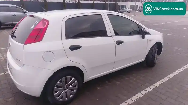 Fiat Punto 2009, фото з оголошення 2 з 21, VIN ZFA19900001480137