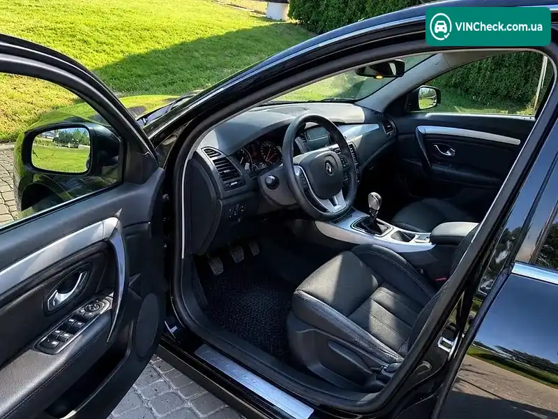 Renault Laguna 2007, фото з оголошення 2 з 14, VIN VF1BT1J0638737165