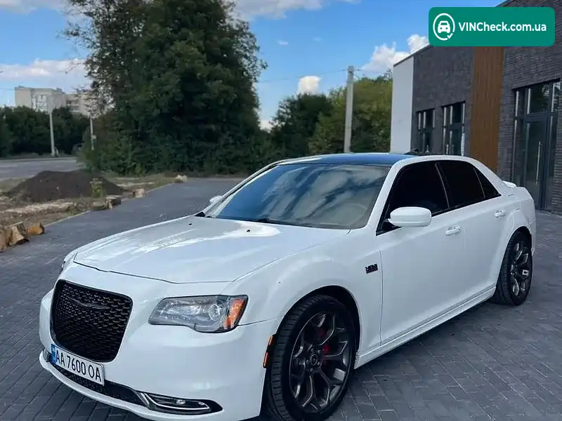 Chrysler 300 2016, фото з оголошення 2 з 20, VIN 2C3CCABT7GH304566