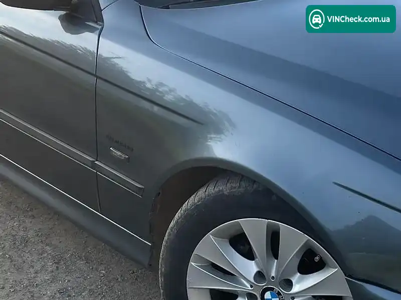 BMW 5 Series 1999, фото з оголошення 2 з 14, VIN WBADG71060BW90651