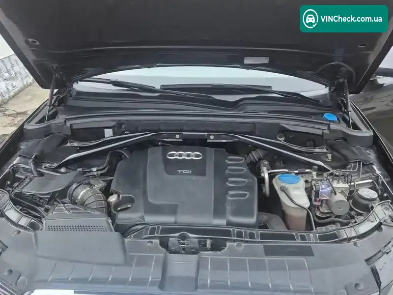 Audi Q5 2010, фото з оголошення 2 з 12, VIN WAUZZZ8R8AA058161