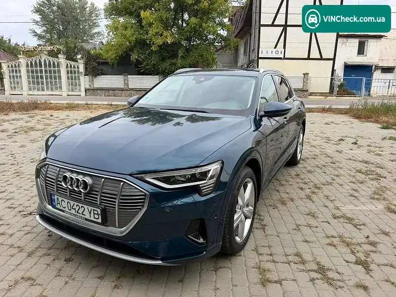 Audi e-tron 2019, фото з оголошення 1 з 16, VIN WAUZZZGE9LB015556