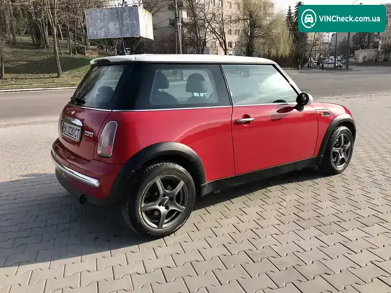 MINI Hatch 2002, фото з оголошення 2 з 20, VIN WMWRC31060TB85796