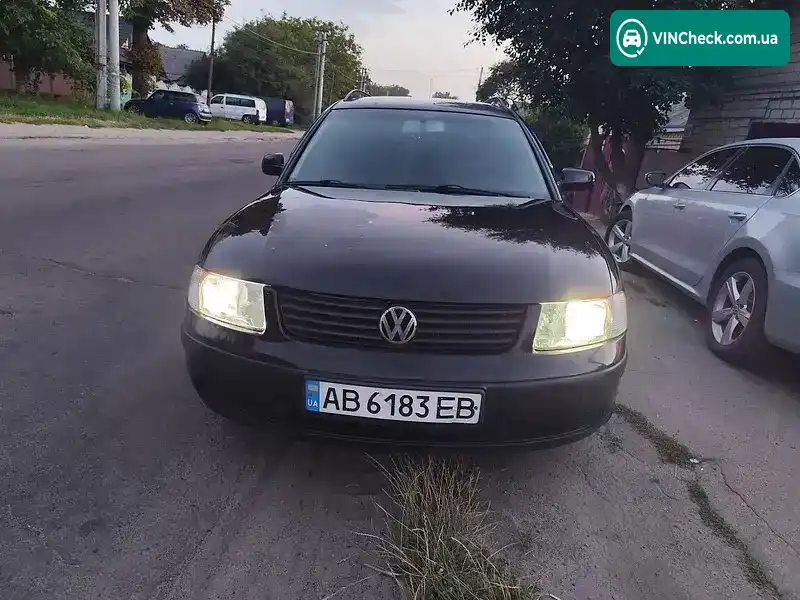 Volkswagen Passat 2000, фото з оголошення 2 з 20, VIN WVWZZZ3BZYE318274