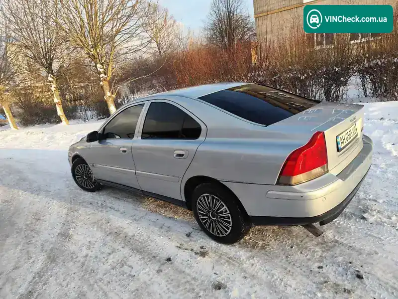 Volvo S60 2001, фото з оголошення 1 з 9, VIN YV1RS65P212083508