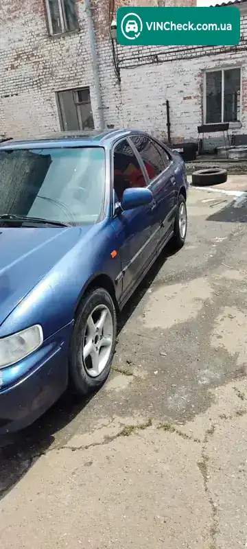 Honda Accord 1996, фото з оголошення 2 з 20, VIN SHHCE85700U000732