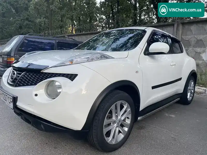 Nissan Juke 2011, фото з оголошення 2 з 18, VIN SJNFBAF15U6132741