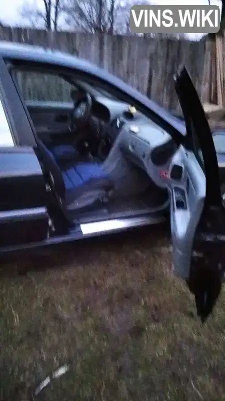 Renault Laguna 2001, фото з оголошення 2 з 10, VIN VF1B56W0523384202