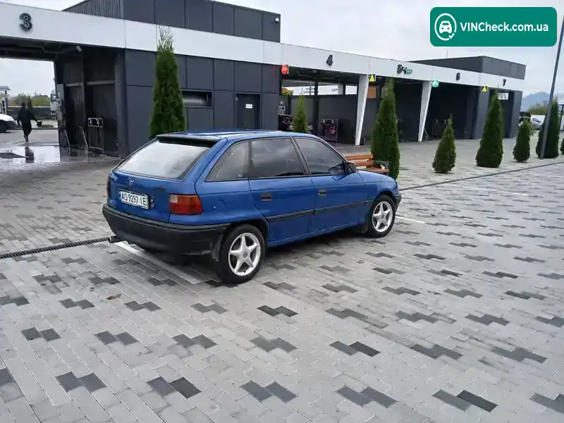 Opel Astra 1993, фото з оголошення 2 з 6, VIN W0L000058P3017392