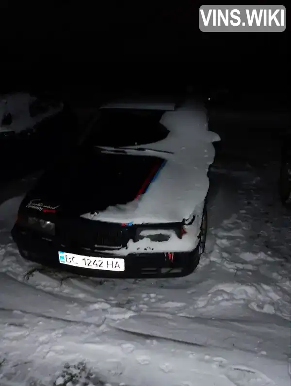 BMW 3 Series 1993, фото з оголошення 1 з 21, VIN WBACA31040FB78677