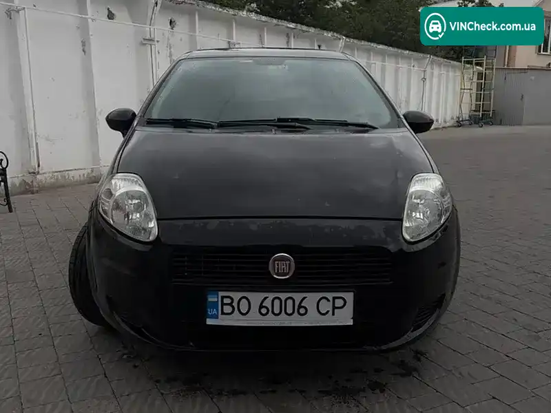 Fiat Punto 2011, фото з оголошення 2 з 10, VIN ZFA19900001741166