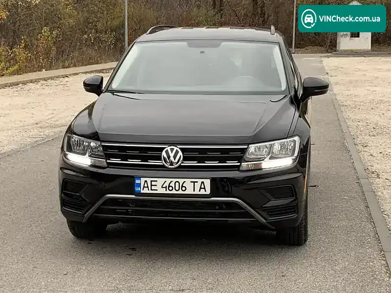 Volkswagen Tiguan 2019, фото з оголошення 2 з 6, VIN 3VV1B7AX6KM092297