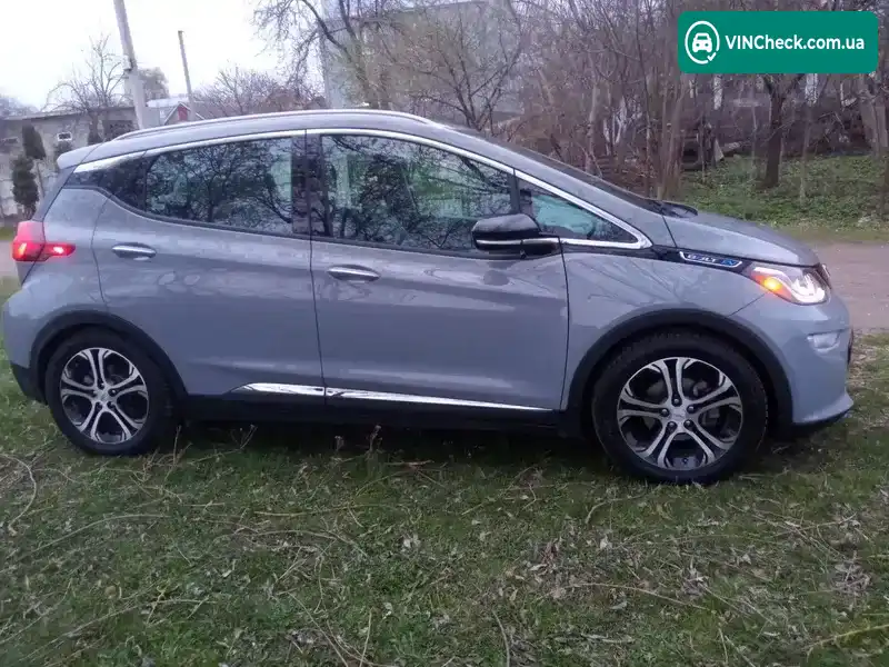 Chevrolet Bolt EV 2018, фото з оголошення 2 з 21, VIN 1G1FZ6S08K4110931