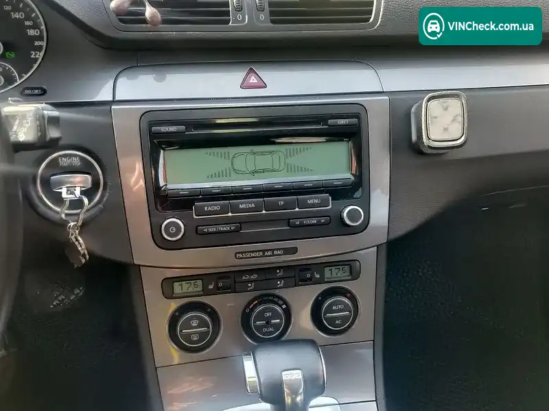 Volkswagen Passat 2009, фото з оголошення 1 з 10, VIN WVWZZZ3CZ9E123751