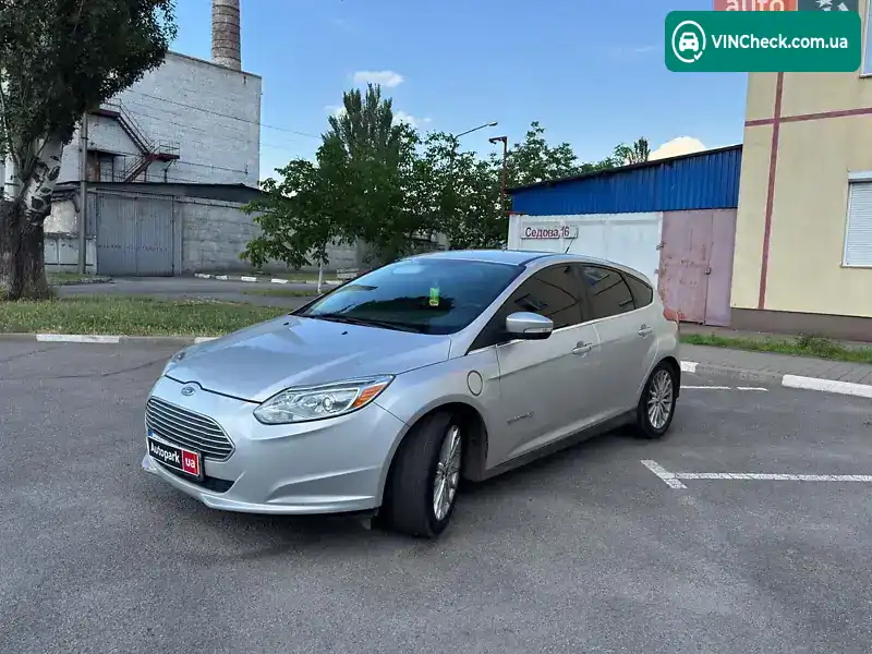 Ford Focus 2013, фото з оголошення 1 з 20, VIN 1FADP3R48EL211270
