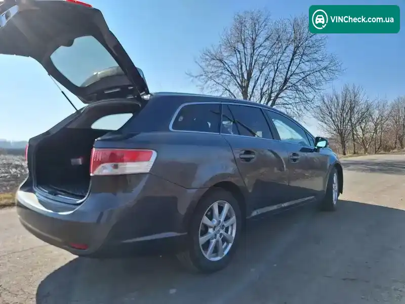 Toyota Avensis 2009, фото з оголошення 2 з 16, VIN SB1EA76L60E001092
