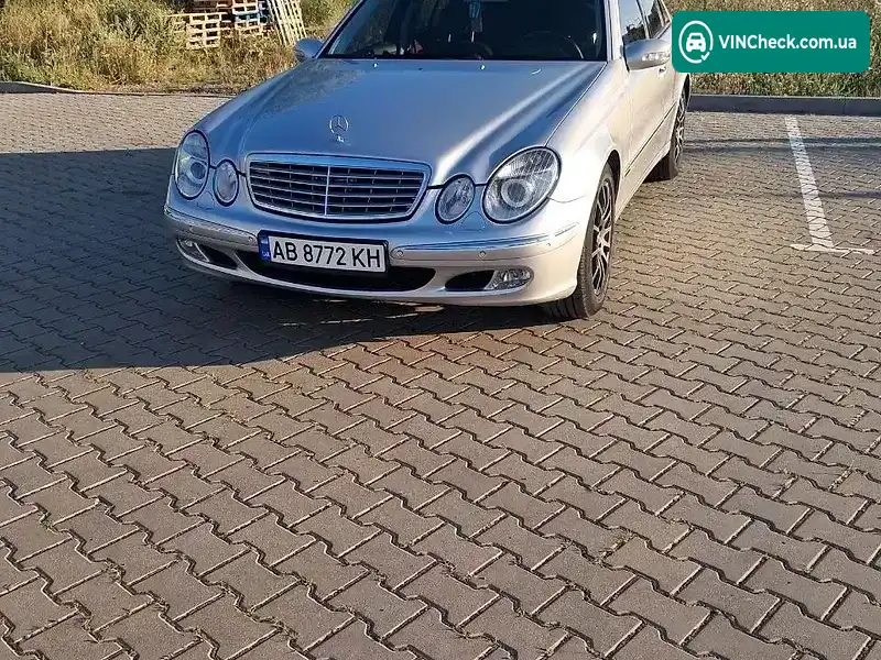 Mercedes-Benz E-Class 2004, фото з оголошення 2 з 20, VIN WDB2110061A427851