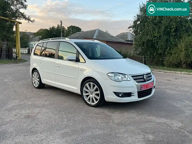 Volkswagen Touran 2010, фото з оголошення 1 з 20, VIN WVGZZZ1TZ9W119717