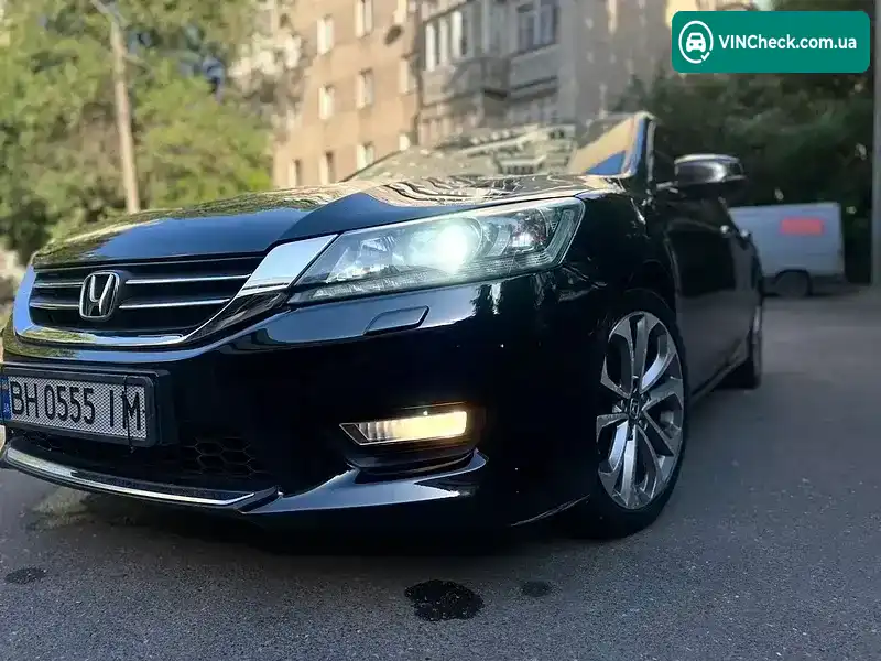 Honda Accord 2013, фото з оголошення 2 з 15, VIN 1HGCR2650DA705042