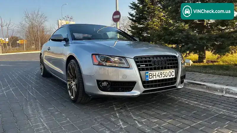 Audi A5 2010, фото з оголошення 2 з 21, VIN WAULFAFR8BA041591