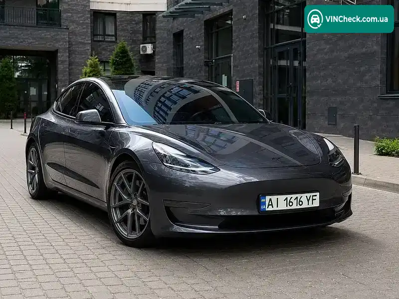 Tesla Model 3 2022, фото з оголошення 1 з 14, VIN 5YJ3E1EB7NF180164