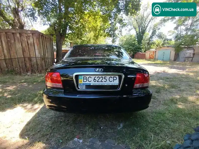 Hyundai Sonata 2004, фото з оголошення 2 з 7, VIN KMHEM41BP4A104152