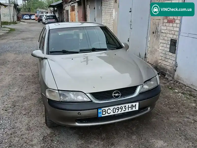 Opel Vectra 1996, фото з оголошення 1 з 12, VIN W0L000036T5105798