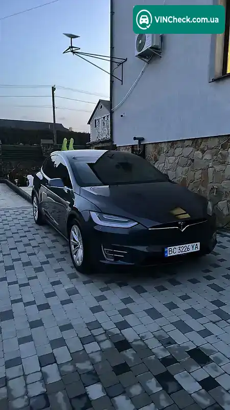 Tesla Model X 2018, фото з оголошення 1 з 6, VIN 5YJXCBE22JF091531