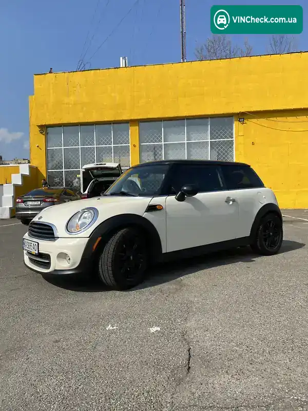 MINI Hatch 2012, фото з оголошення 2 з 16, VIN WMWSU3C5XCT541420