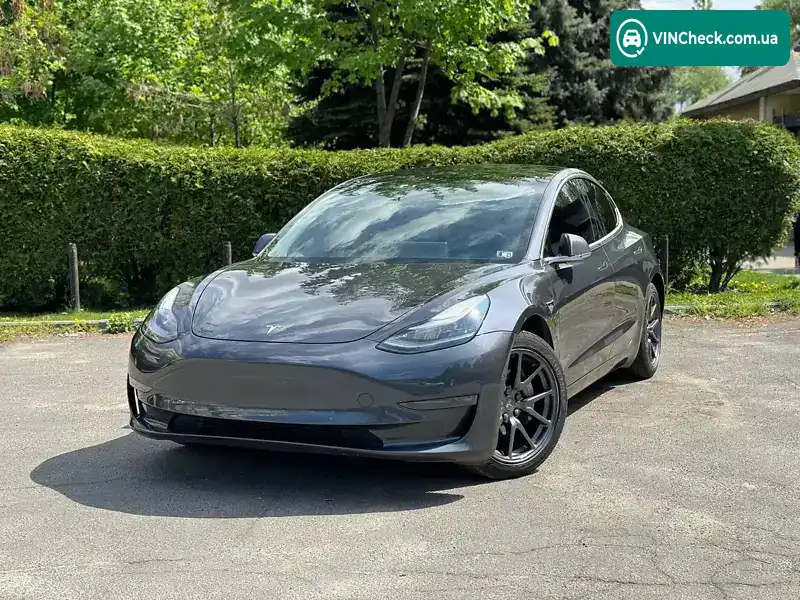 Tesla Model 3 2018, фото з оголошення 1 з 16, VIN 5YJ3E1EA3JF124028