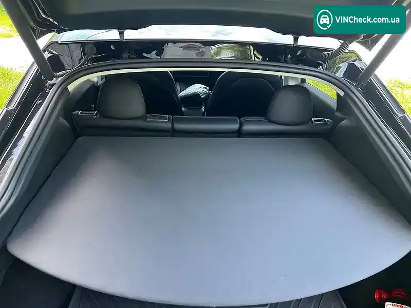 Tesla Model Y 2023, фото з оголошення 2 з 15, VIN 7SAYGDEE1PF908739