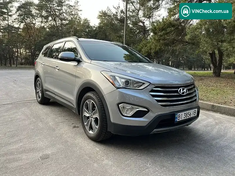 Hyundai Santa FE 2013, фото з оголошення 1 з 16, VIN KM8SN4HF1DU009374