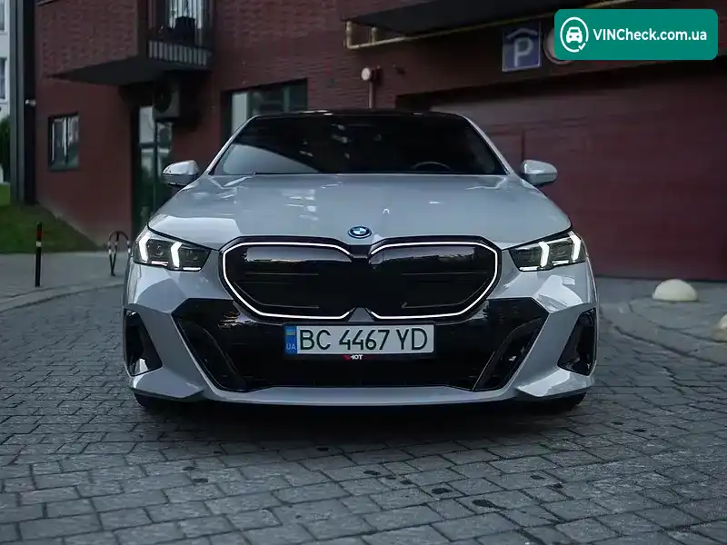 BMW i5 2023, фото з оголошення 2 з 21, VIN WBY33FK06RCP56866