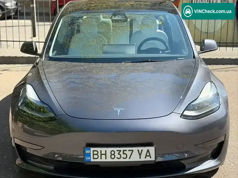 Tesla Model 3 2023, фото з оголошення 2 з 20, VIN 5YJ3E1EA0PF704720