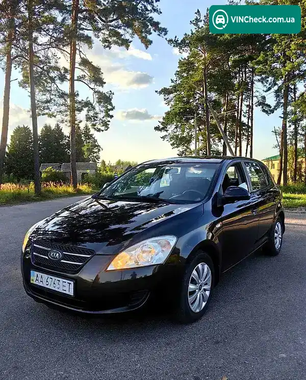 Kia Ceed 2007, фото з оголошення 1 з 14, VIN U5YFF24428L088197