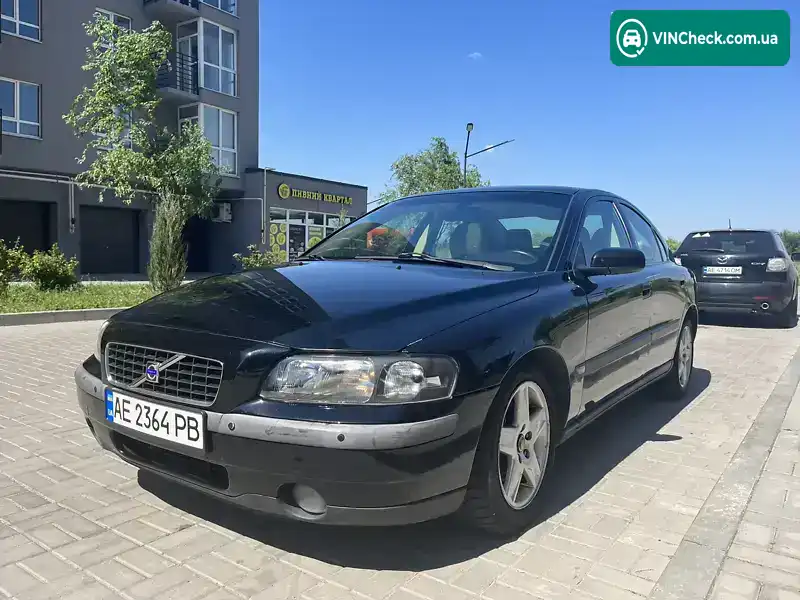 Volvo S60 2004, фото з оголошення 1 з 16, VIN YV1RS799242421221