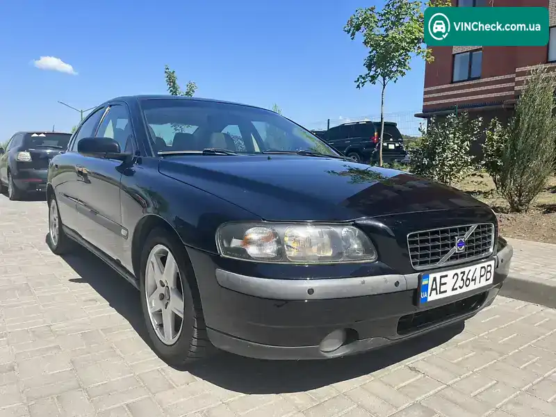 Volvo S60 2004, фото з оголошення 2 з 16, VIN YV1RS799242421221