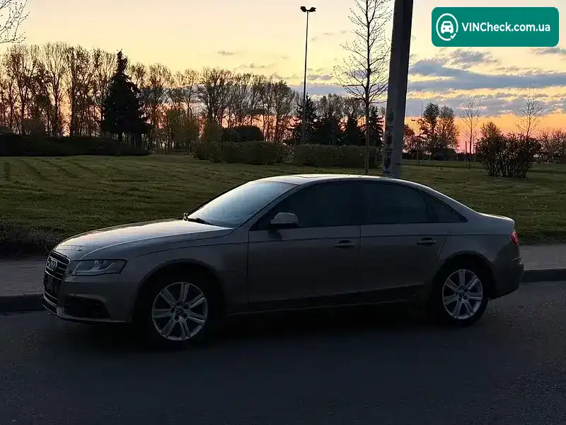 Audi A4 2010, фото з оголошення 2 з 6, VIN WAUAFAFL3AN052217