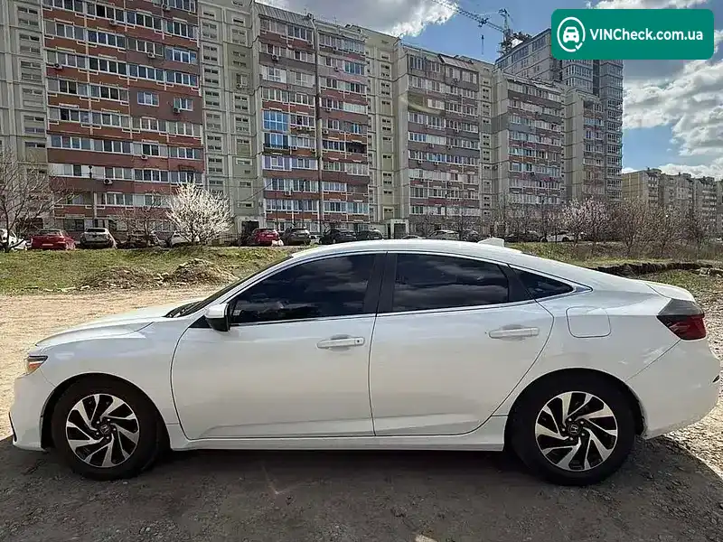 Honda Insight 2019, фото з оголошення 2 з 12, VIN 19XZE4F54LE003465