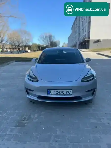 Tesla Model 3 2018, фото з оголошення 1 з 15, VIN 5YJ3E1EB7JF065140