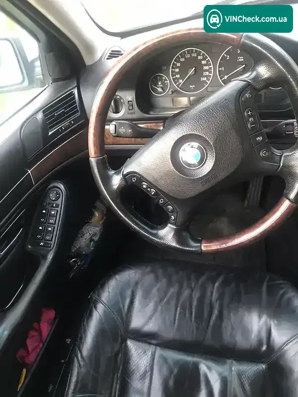 BMW 5 Series 2002, фото з оголошення 2 з 16, VIN WBADL81020GX64507