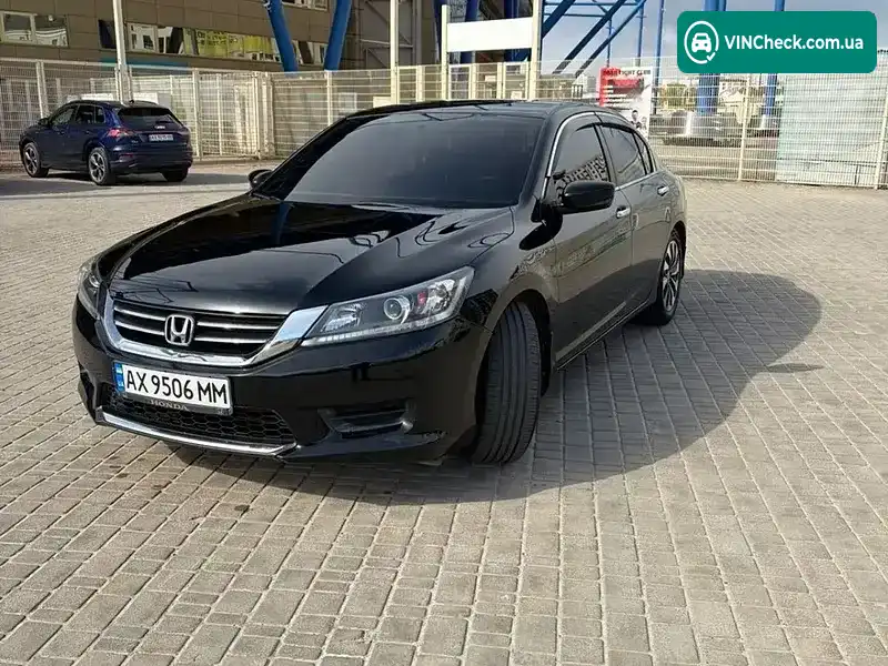 Honda Accord 2014, фото з оголошення 2 з 21, VIN 1HGCR2F39FA066521